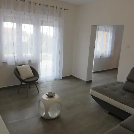Διαμέρισμα House *